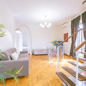 Penthouse In The Heart Of The Center Appartamento Roma
